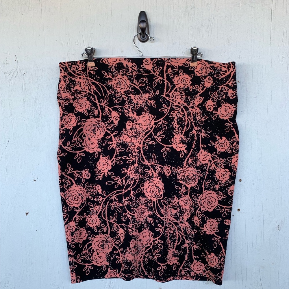 LuLaRoe Pink Black Floral Rose Cassie Skirt